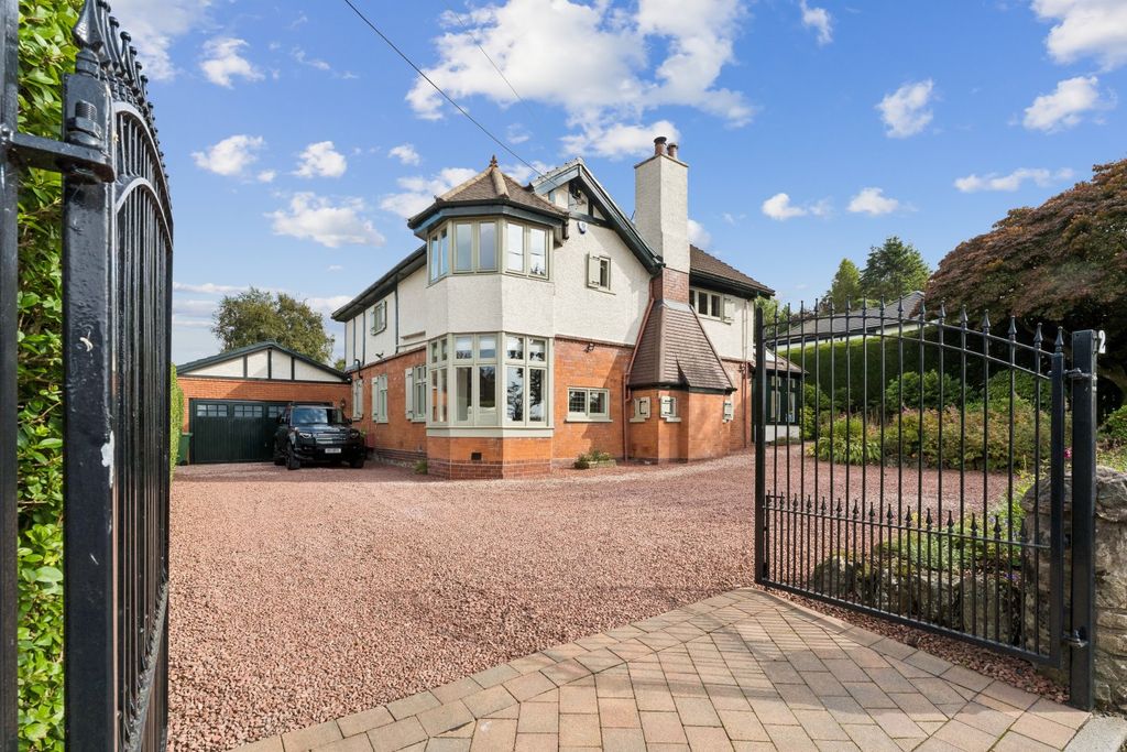 Property photo 1 of 63 Picture No. 62