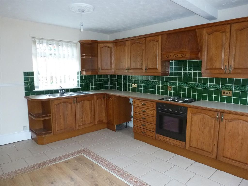 Property photo 3 of 8 P1090699.Jpg