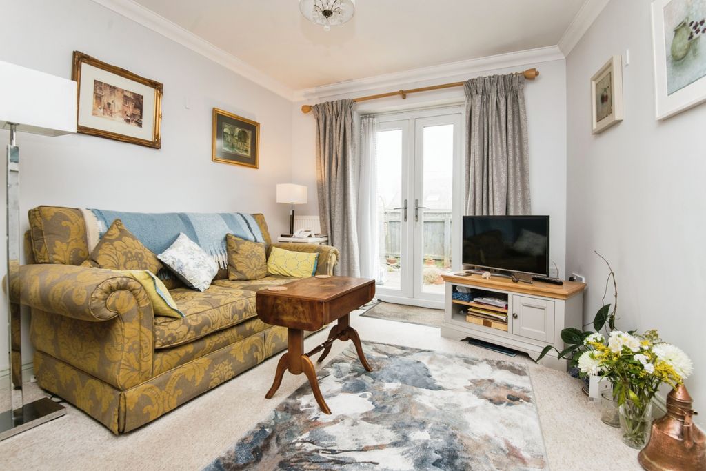 Property photo 2 of 17 Photography