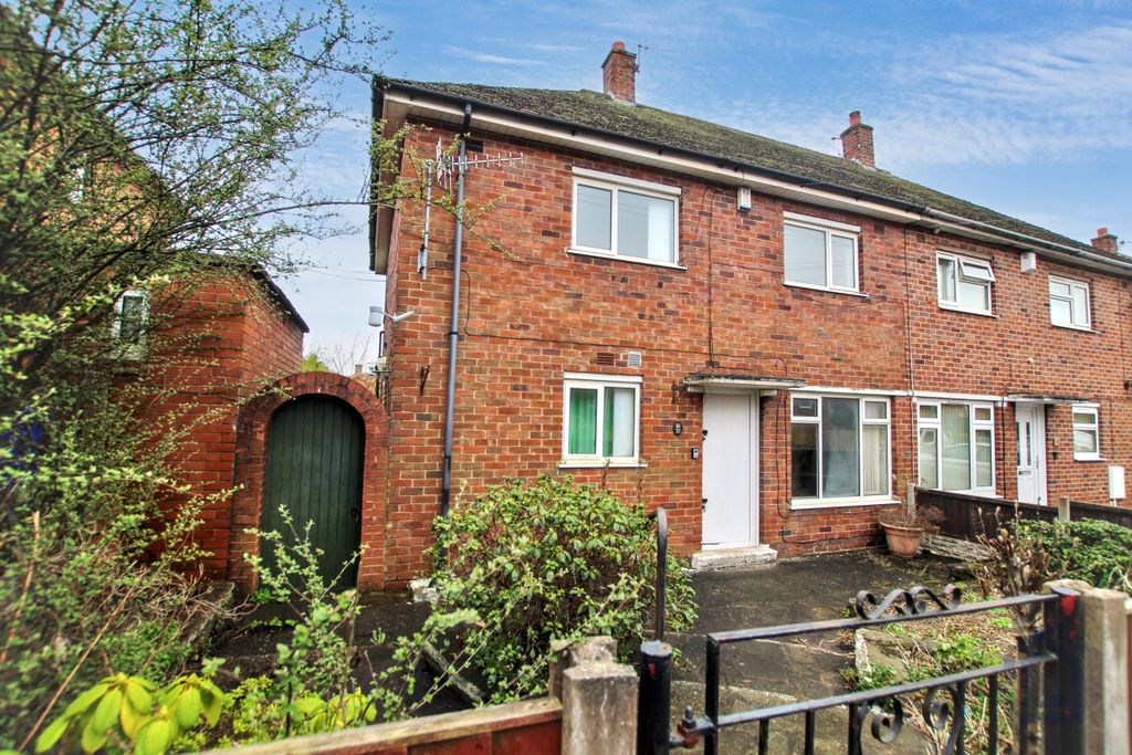 Property photo 2 of 19