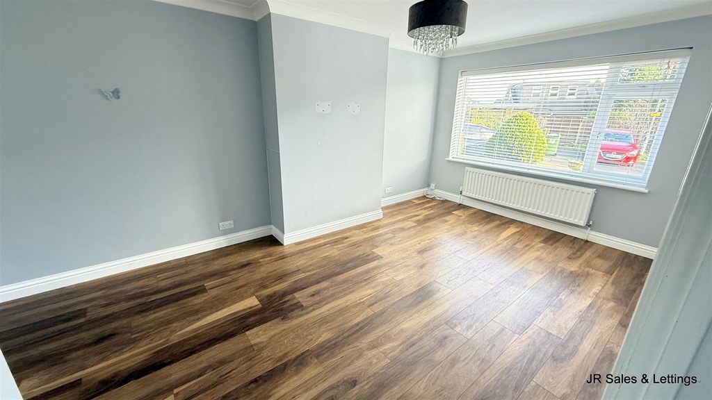 Property photo 2 of 14 20260128_125842794_Ios.Jpg