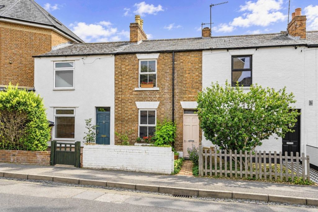 Property photo 2 of 19