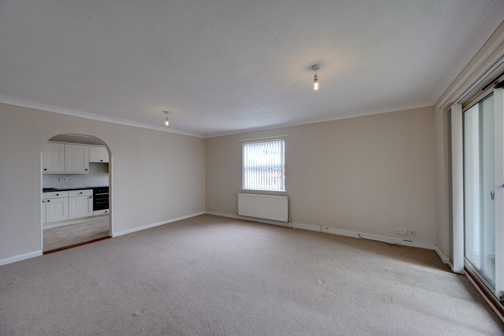 Property photo 3 of 18 Dsc_5352