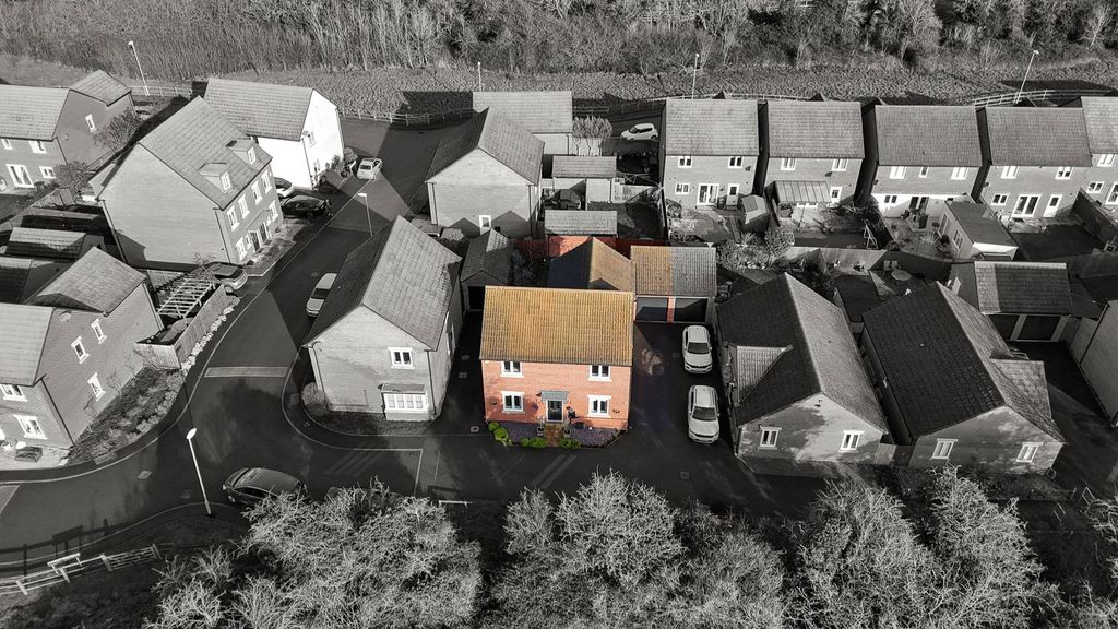 Property photo 1 of 26