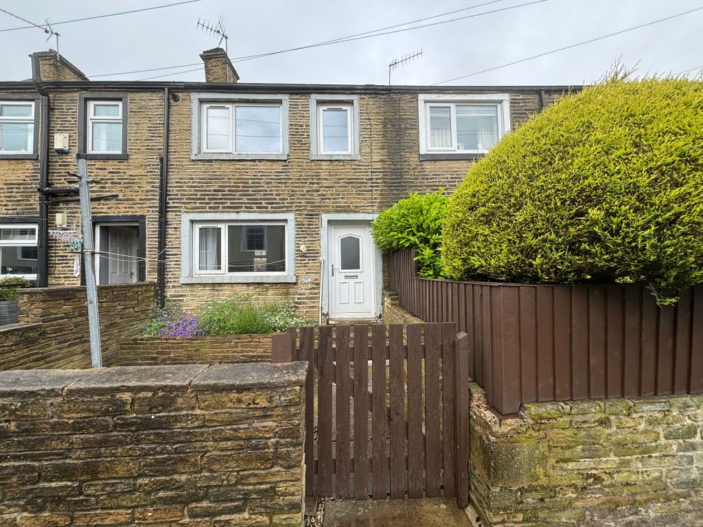 Property photo 1 of 11 Front