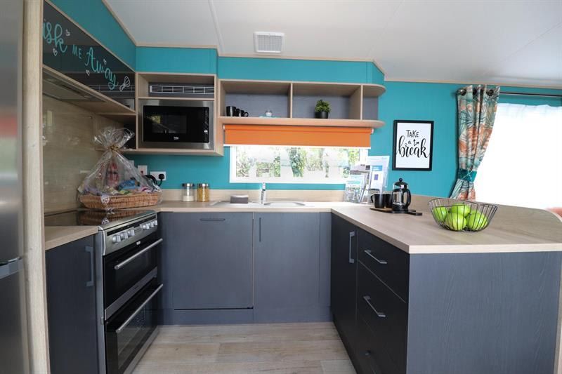 Property photo 3 of 6 004220 2 20260226 01.Jpeg