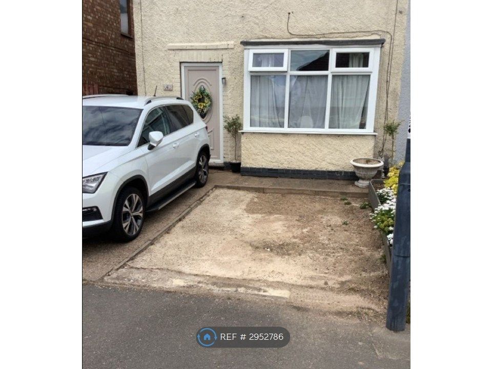 Property photo 3 of 35