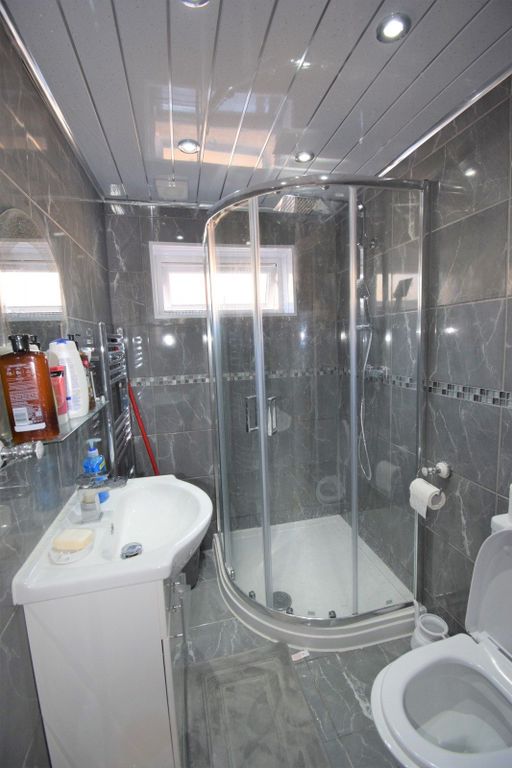 Property photo 3 of 7 Gallery