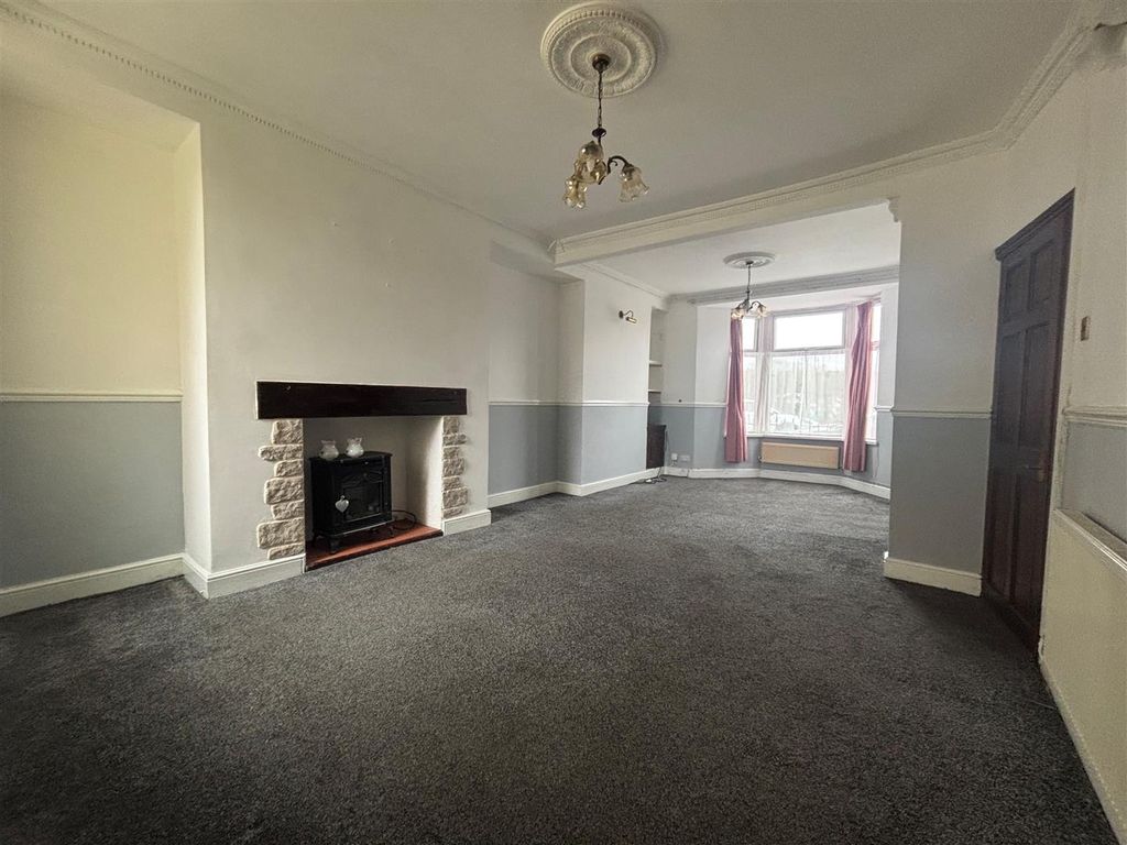 Property photo 2 of 14 11.Jpg