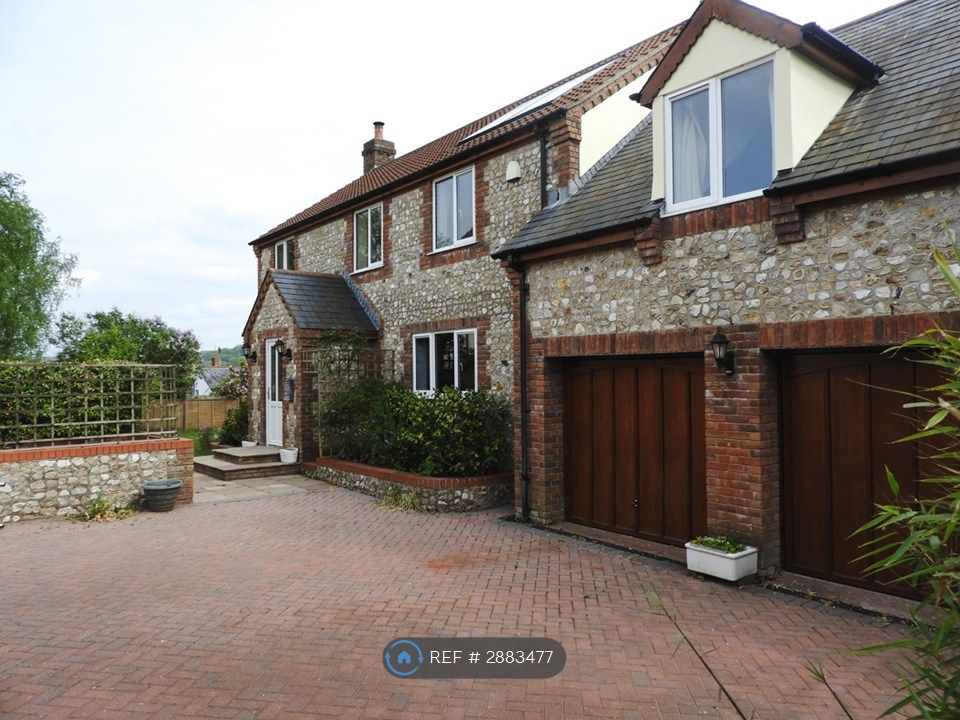 Property photo 1 of 14 5 Bed 2 En Suit Spacious Property