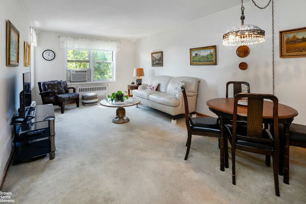 Property photo 2 of 12 <Alttext/>