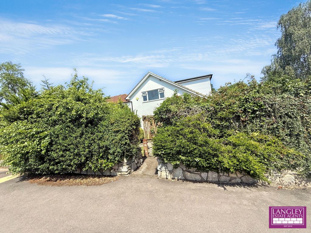 Property photo 2 of 16