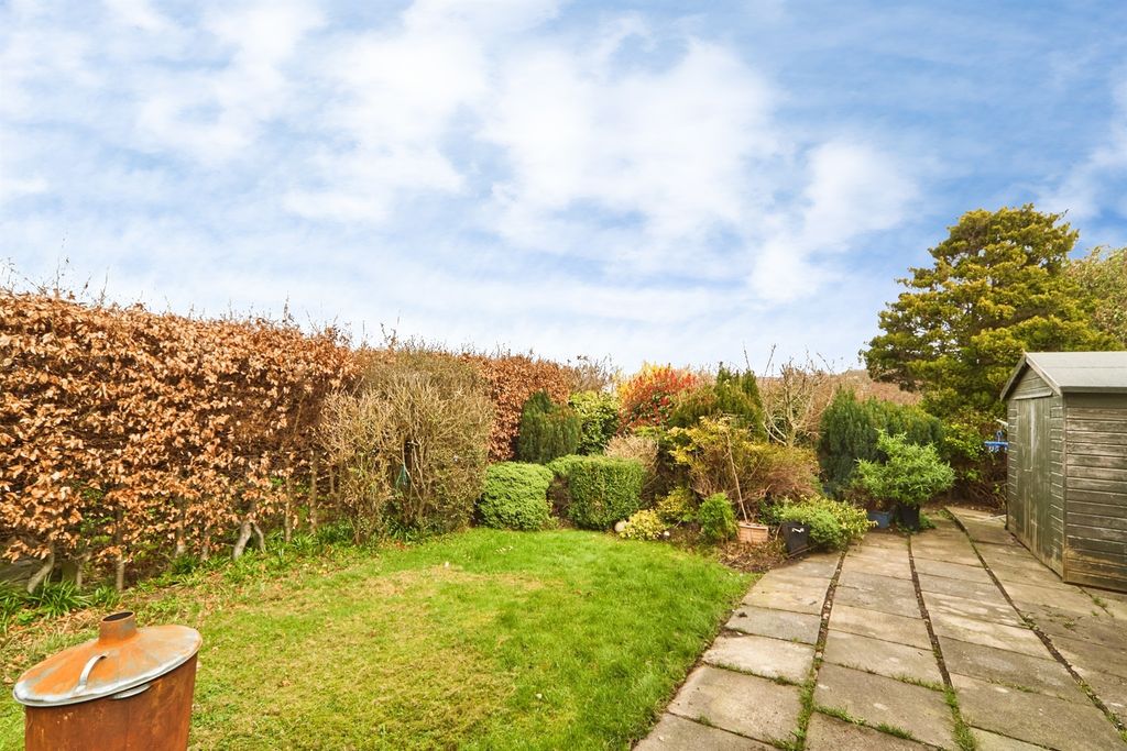 Property photo 3 of 20