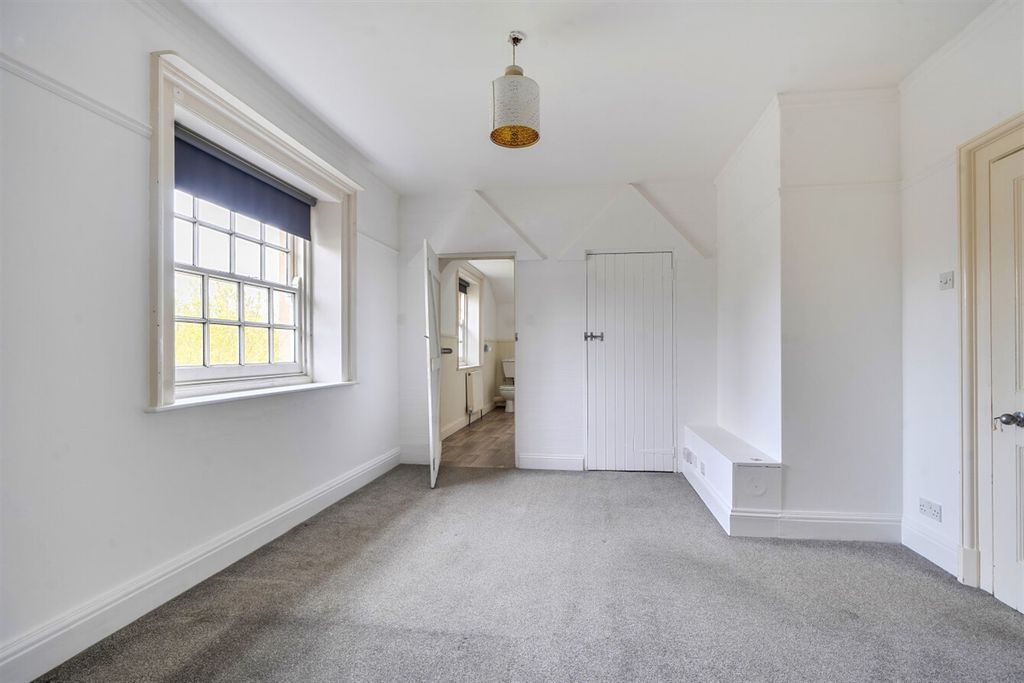 Additional image 22 of 6 bed detached house to rentFlint House, 2 Mill Lane, Langstone, Havant, Hampshire PO9