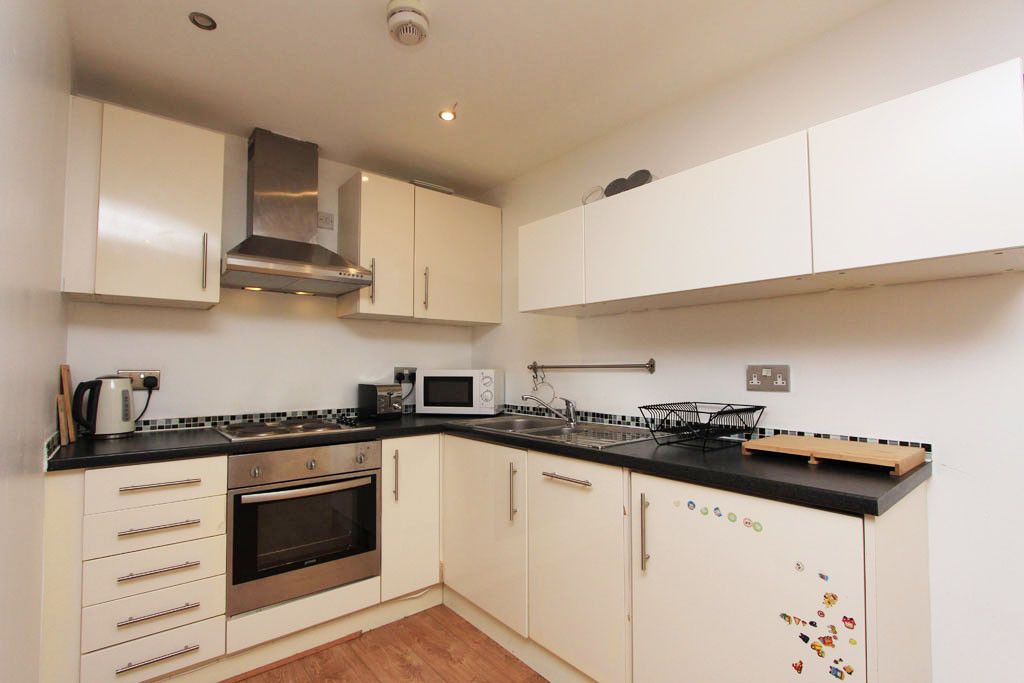 Property photo 2 of 11