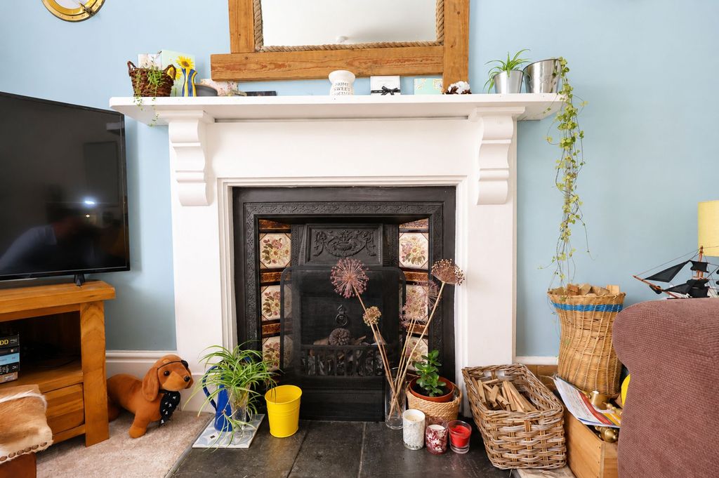 Property photo 3 of 26 Fireplace