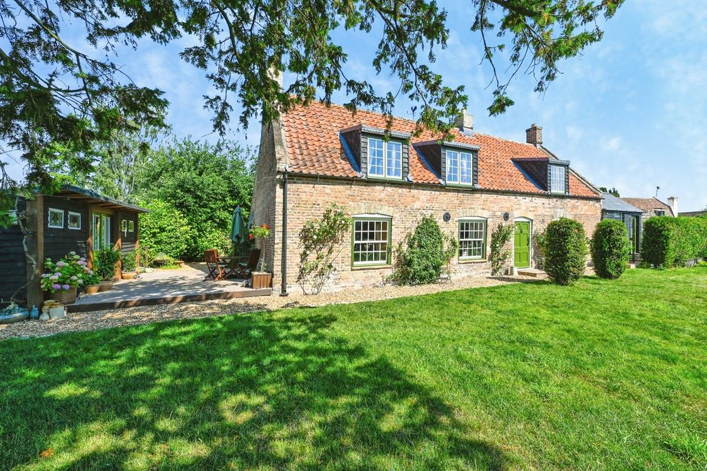 Property photo 1 of 37 Pbox-Img.Jpg