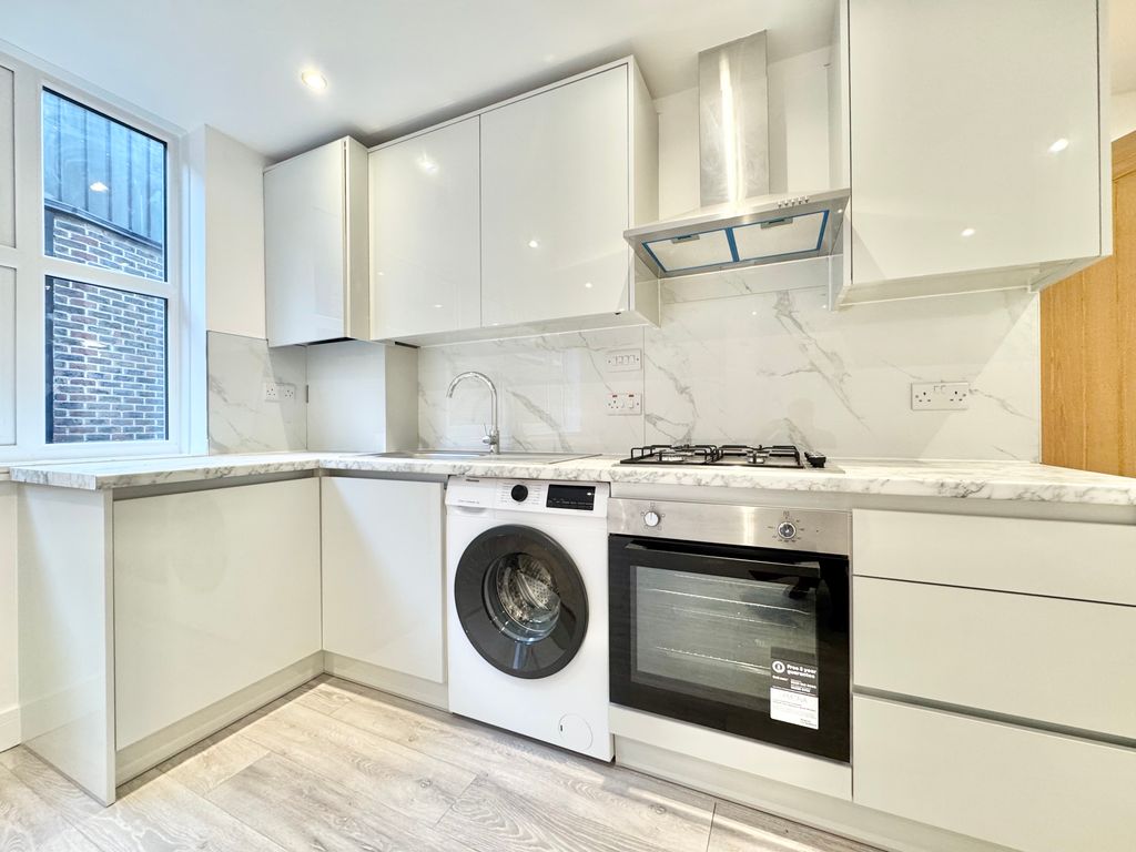 Property photo 1 of 5 Kitchen