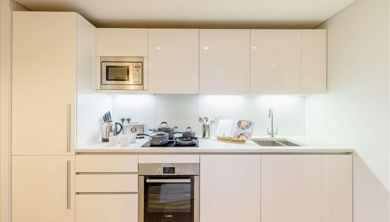 Property photo 3 of 11 Kitchen
