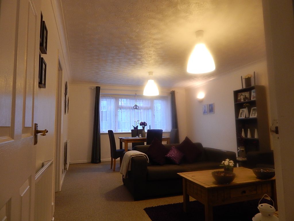 Property photo 3 of 5