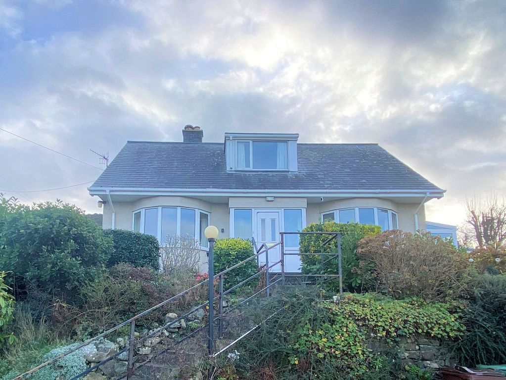 Property photo 3 of 43