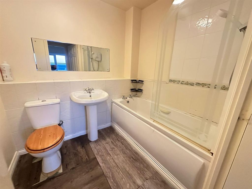 Property photo 1 of 8 Photo 20-11-2025, 4 07 32 Pm (1).Jpg