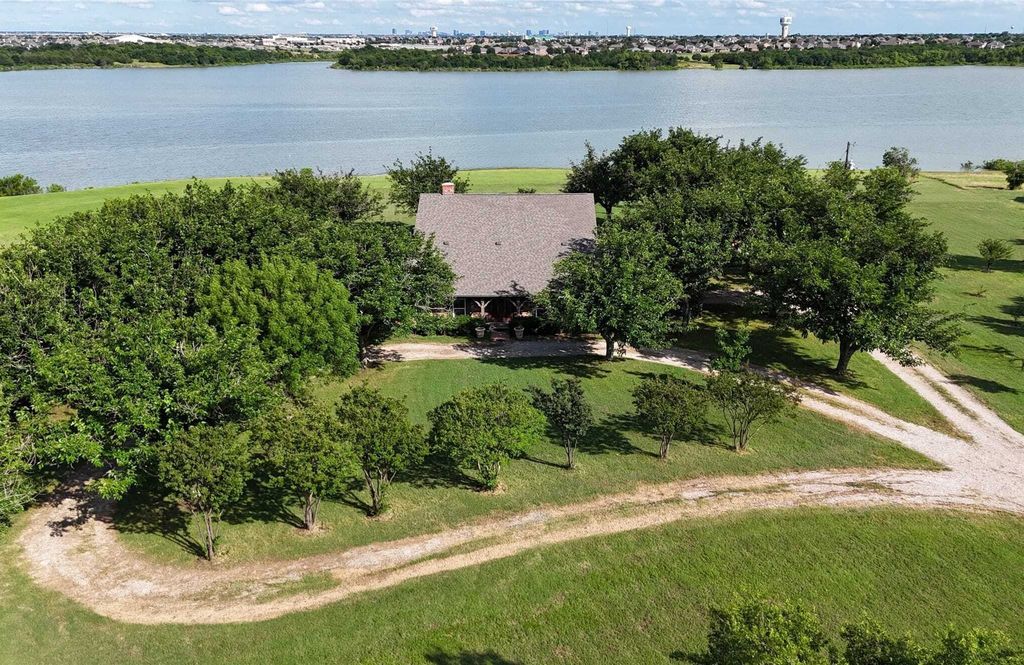 Property photo 2 of 16 <Alttext/>