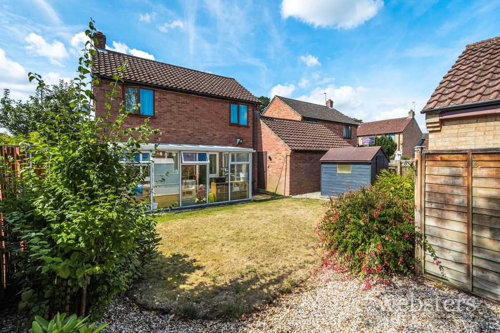Property photo 2 of 13