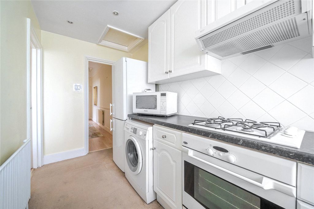 Property photo 3 of 20 Picture No. 05