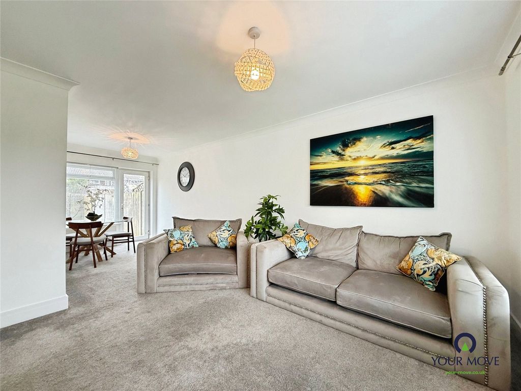 Property photo 3 of 17 Picture No. 13