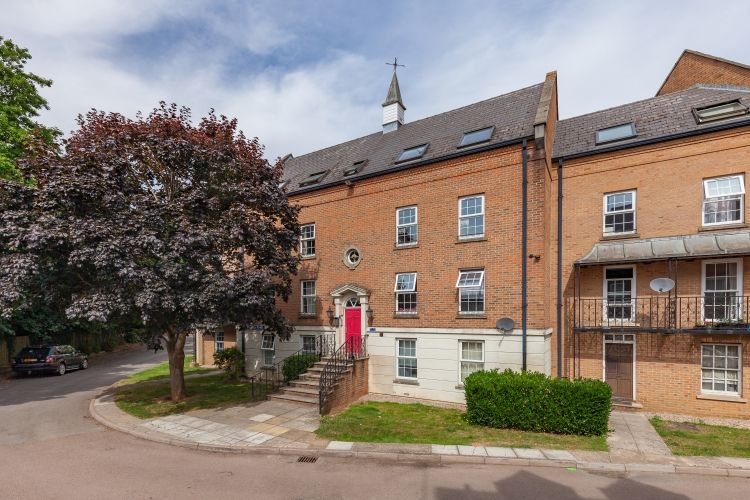 Property photo 1 of 10 284523