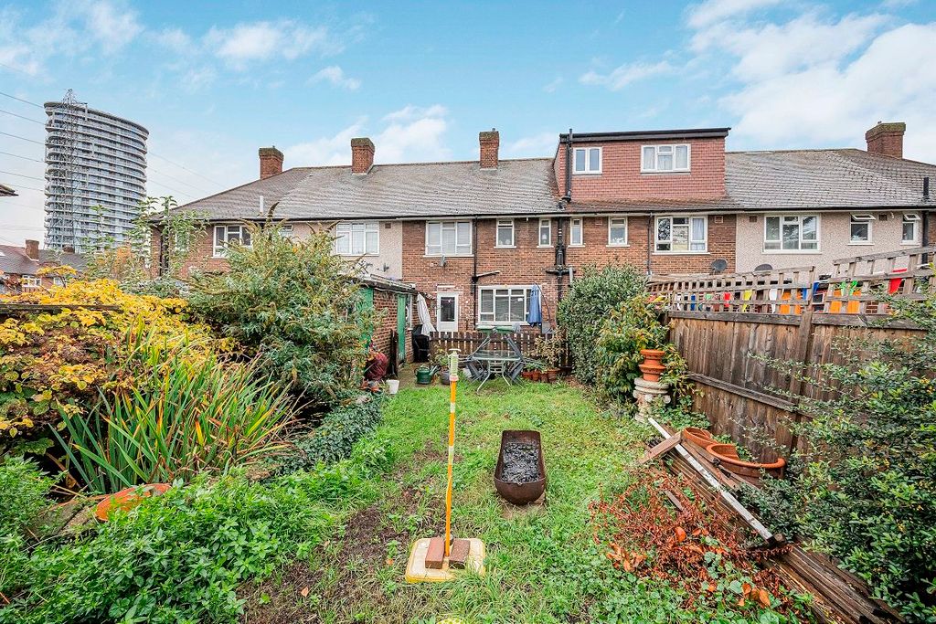 Property photo 2 of 13