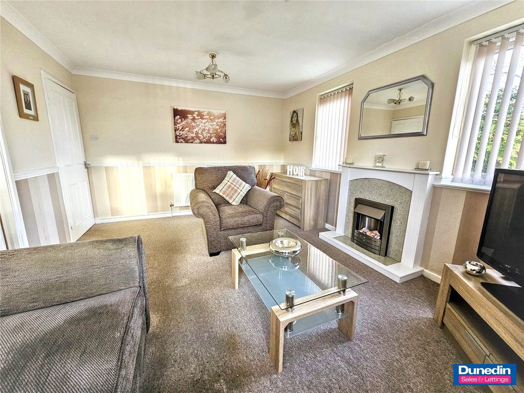 Property photo 3 of 13 Picture No. 09