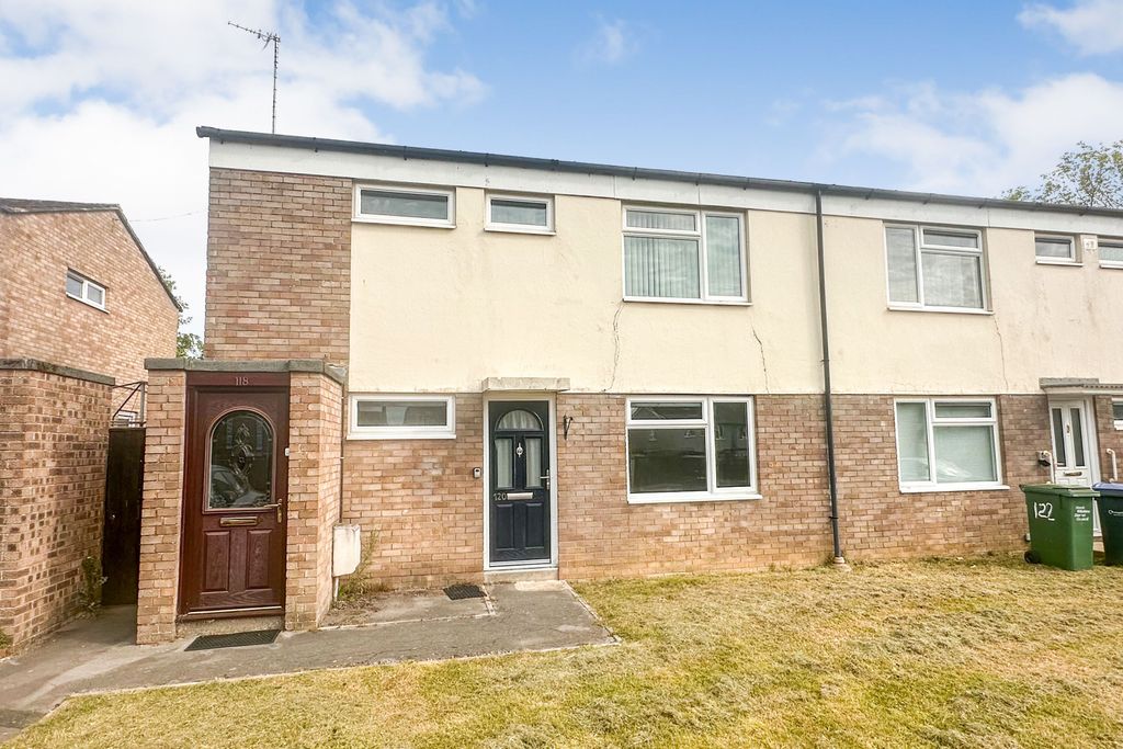 Property photo 1 of 10 Flat 120 Greenway Lane, Chippenham, Wiltshire, Sn15 1Aq
