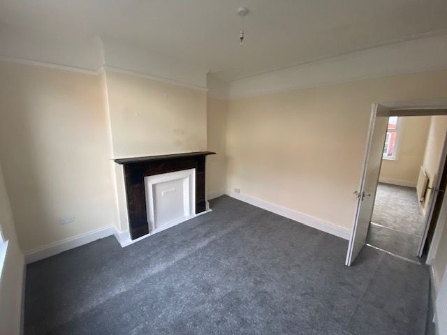 Property photo 3 of 12 Entrance Porch