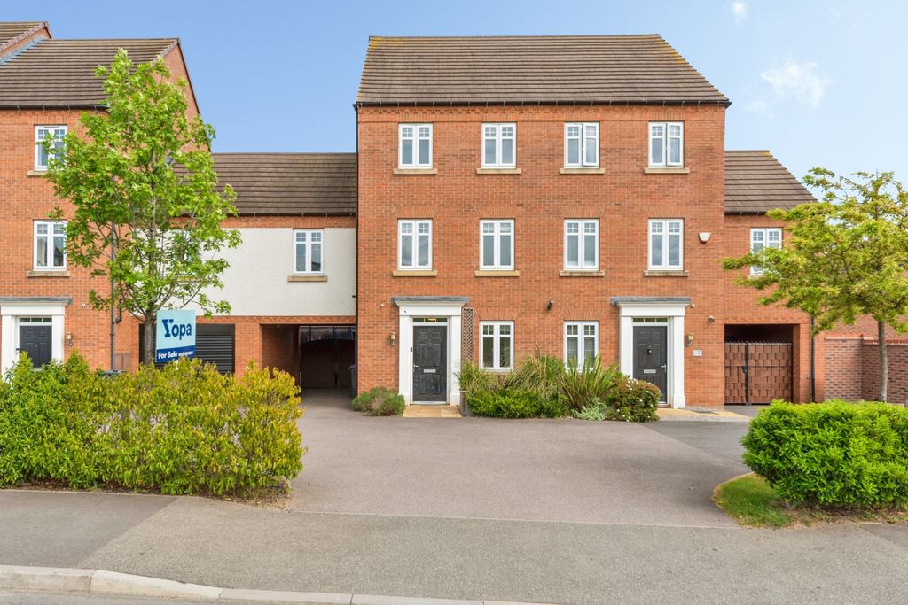 Property photo 1 of 20 4_Penrhyn_Way-24
