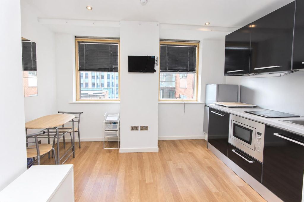 Property photo 1 of 9 2.Png
