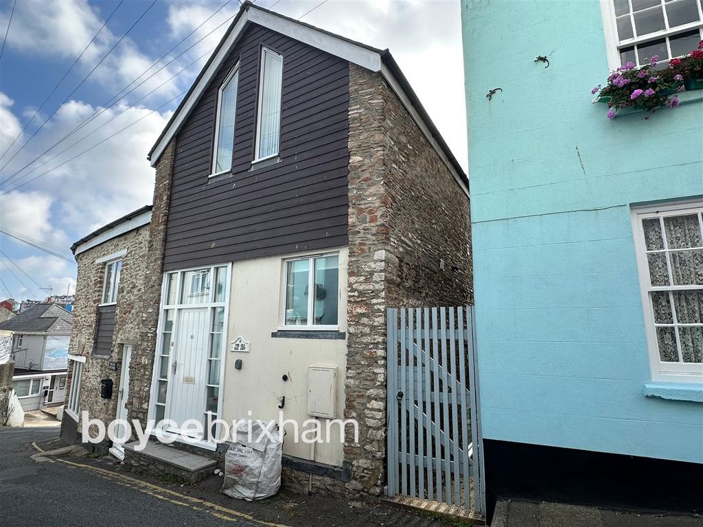 Property photo 1 of 17 11 Higher Street.Jpg