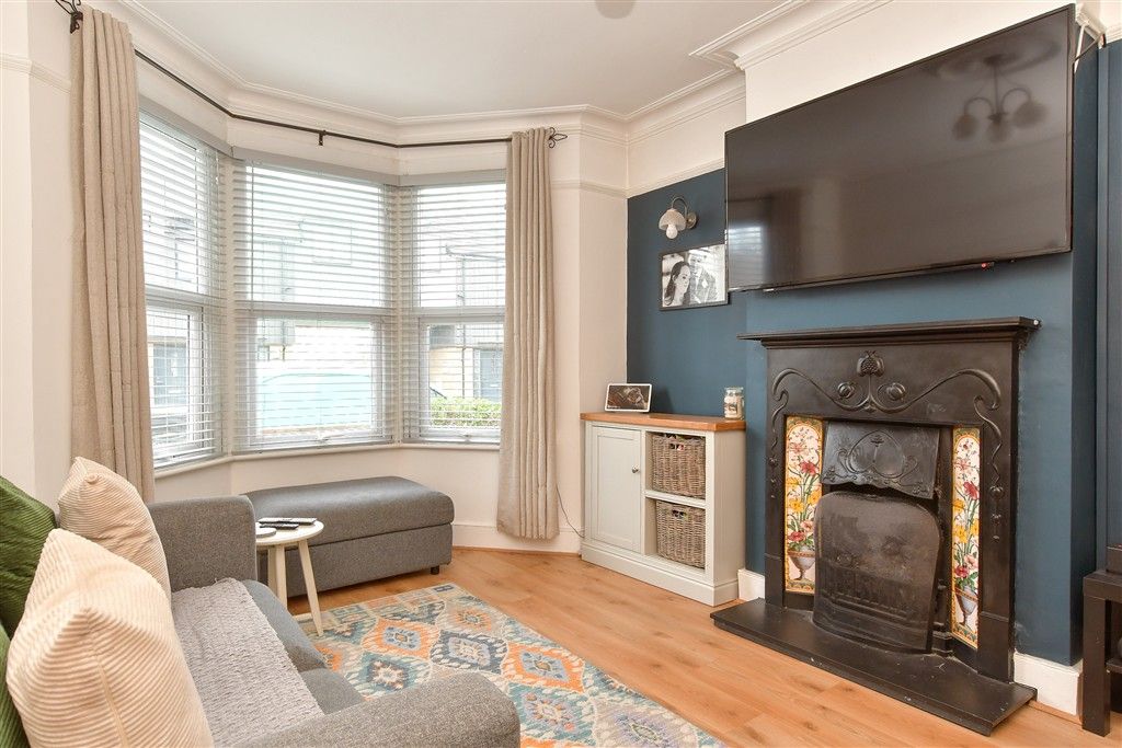 Property photo 2 of 10 Living Room