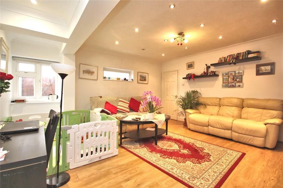 Property photo 3 of 8