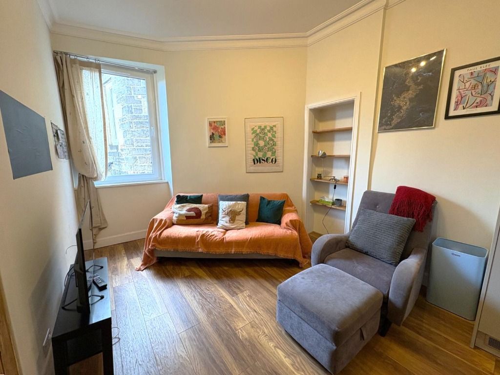 Property photo 2 of 12 Photo 2