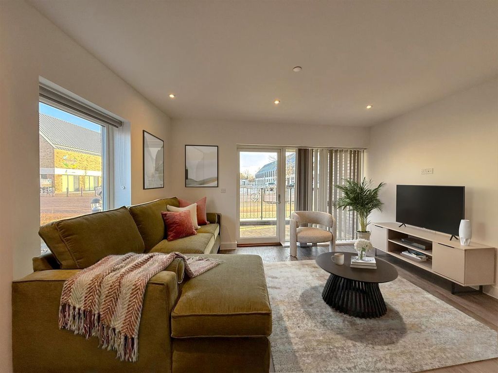 Property photo 1 of 17 Living Room.Jpg