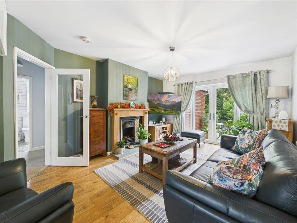 Property photo 2 of 27 Cam05476G0-Pr0076-Still015.Jpg