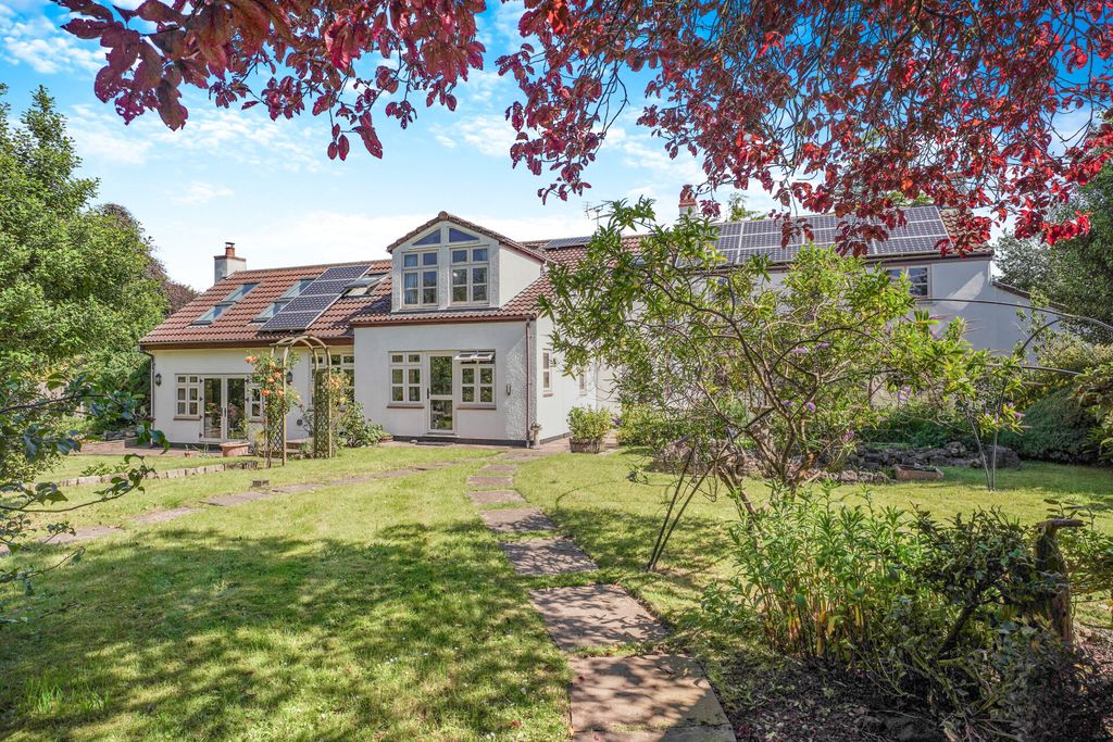 Property photo 1 of 35