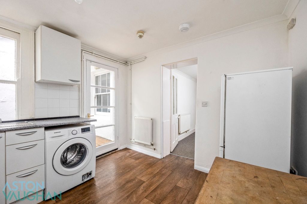 Additional image 14 of 1 bed flat for saleWalpole Terrace, Brighton, East Sussex BN2