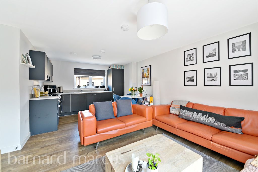 Property photo 3 of 11