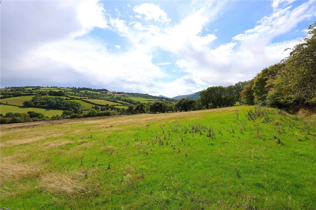 Property photo 2 of 7 Picture No. 02