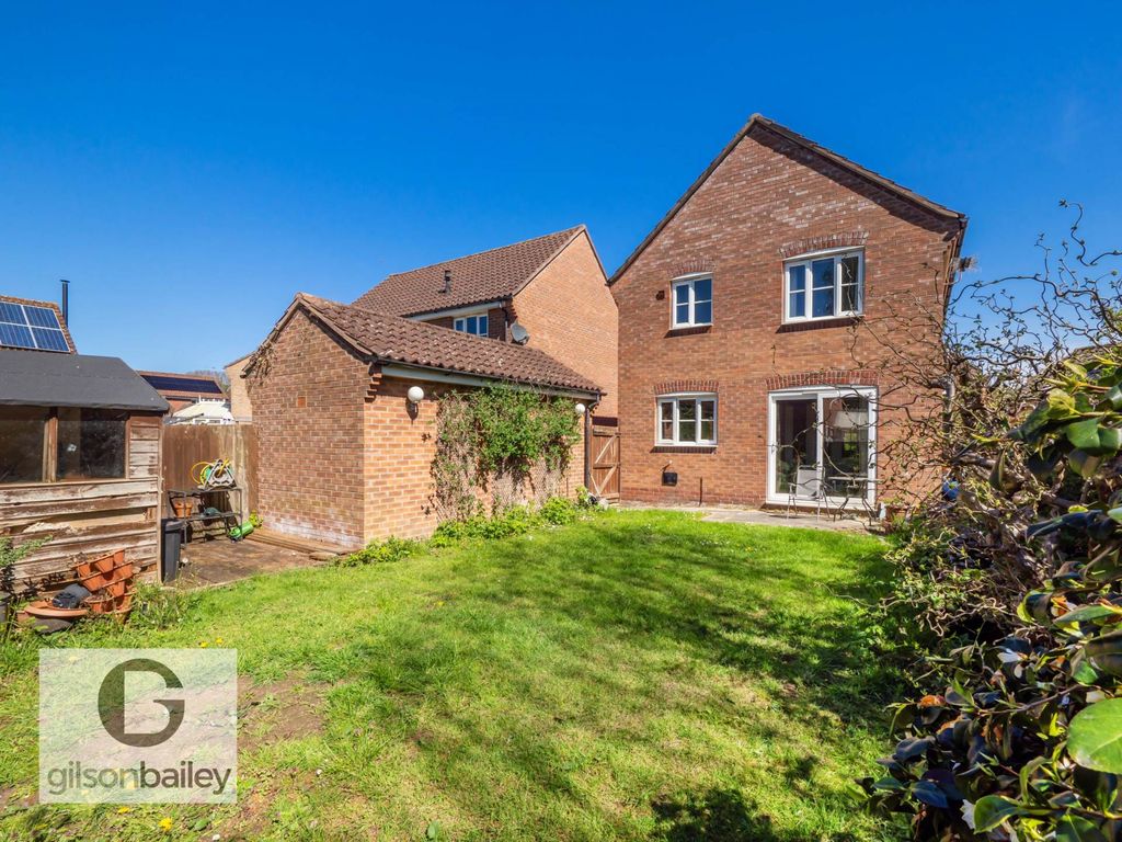 Property photo 2 of 18