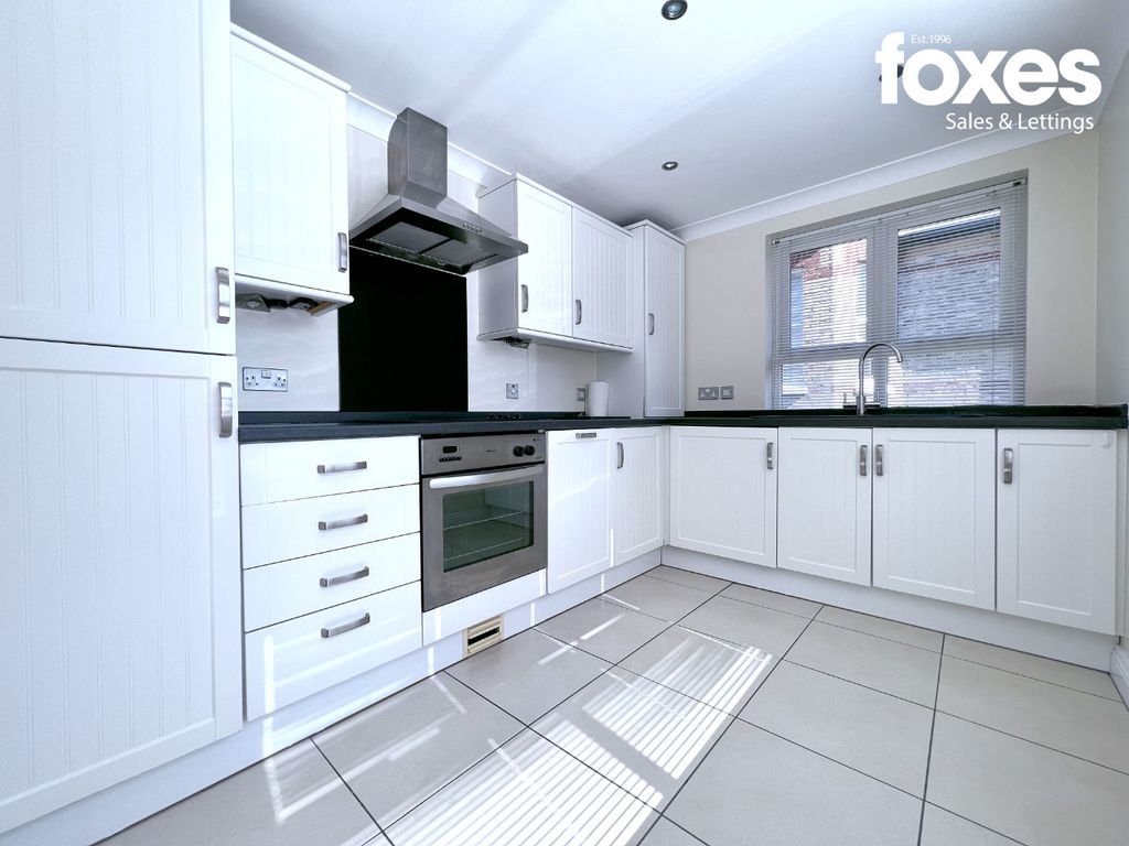 Property photo 3 of 8 3024653