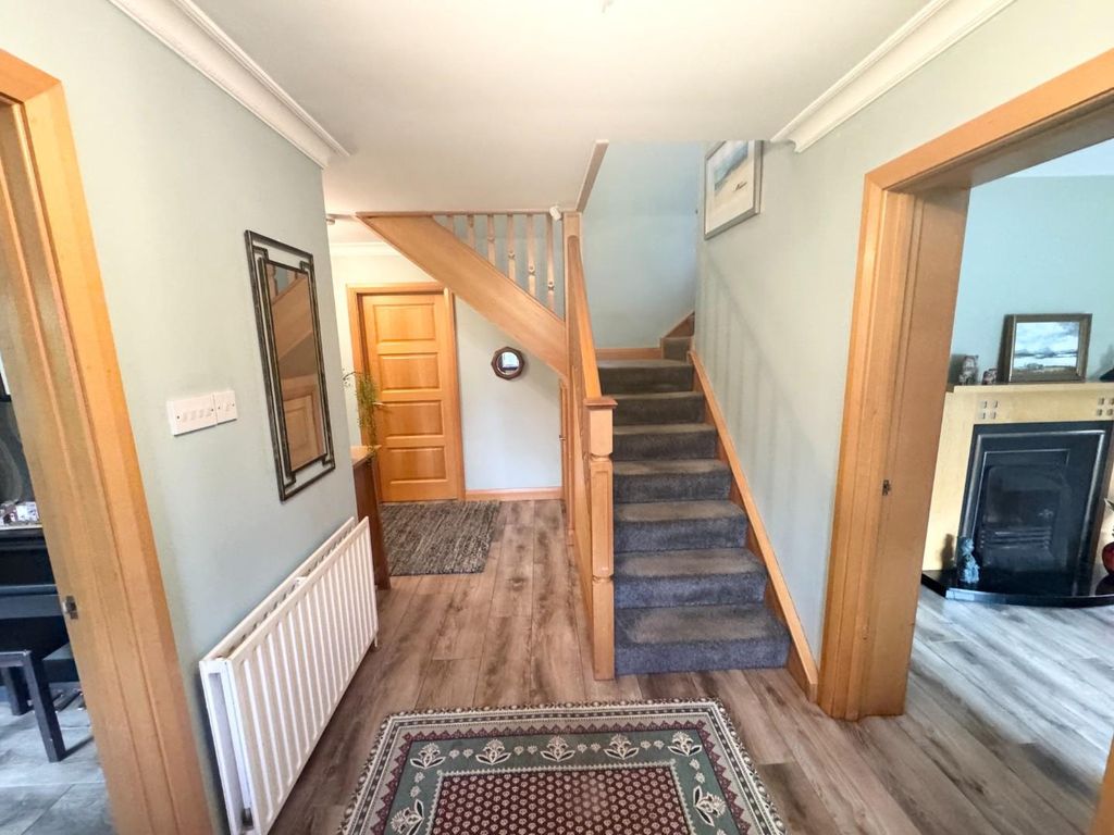 Property photo 3 of 29 Hallway